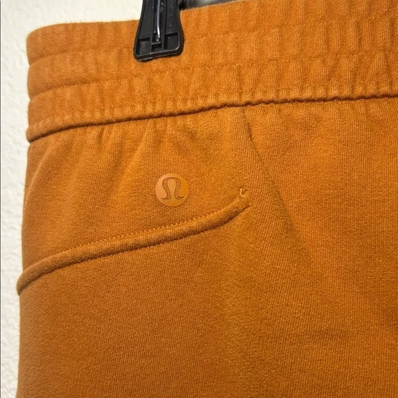 Lululemon Loungeful Straight Leg Pant Sweatpants size 10 butternut brown - Picture 7 of 8